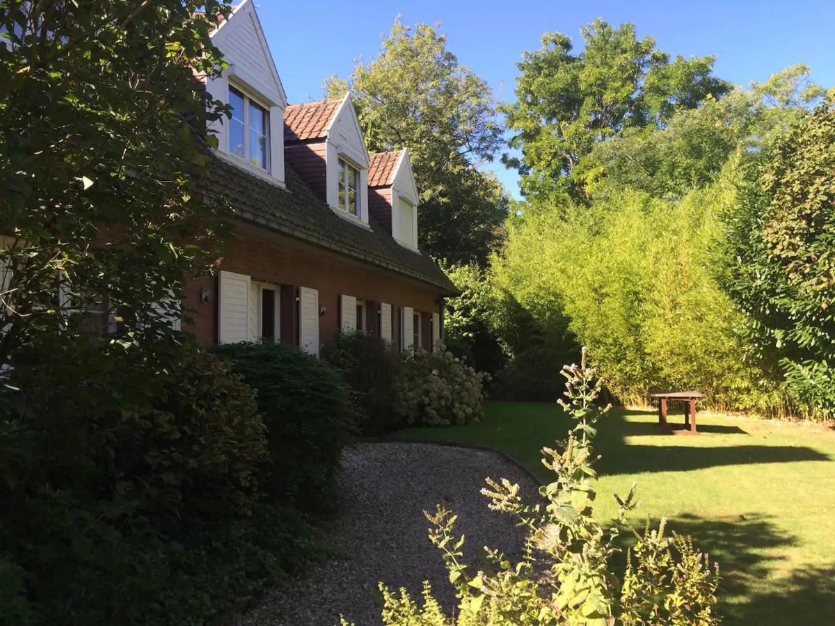 Bed and Breakfast Les Glycines Croix Экстерьер фото