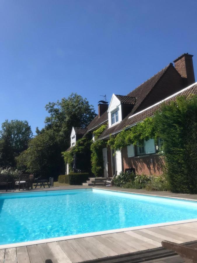 Bed and Breakfast Les Glycines Croix Экстерьер фото