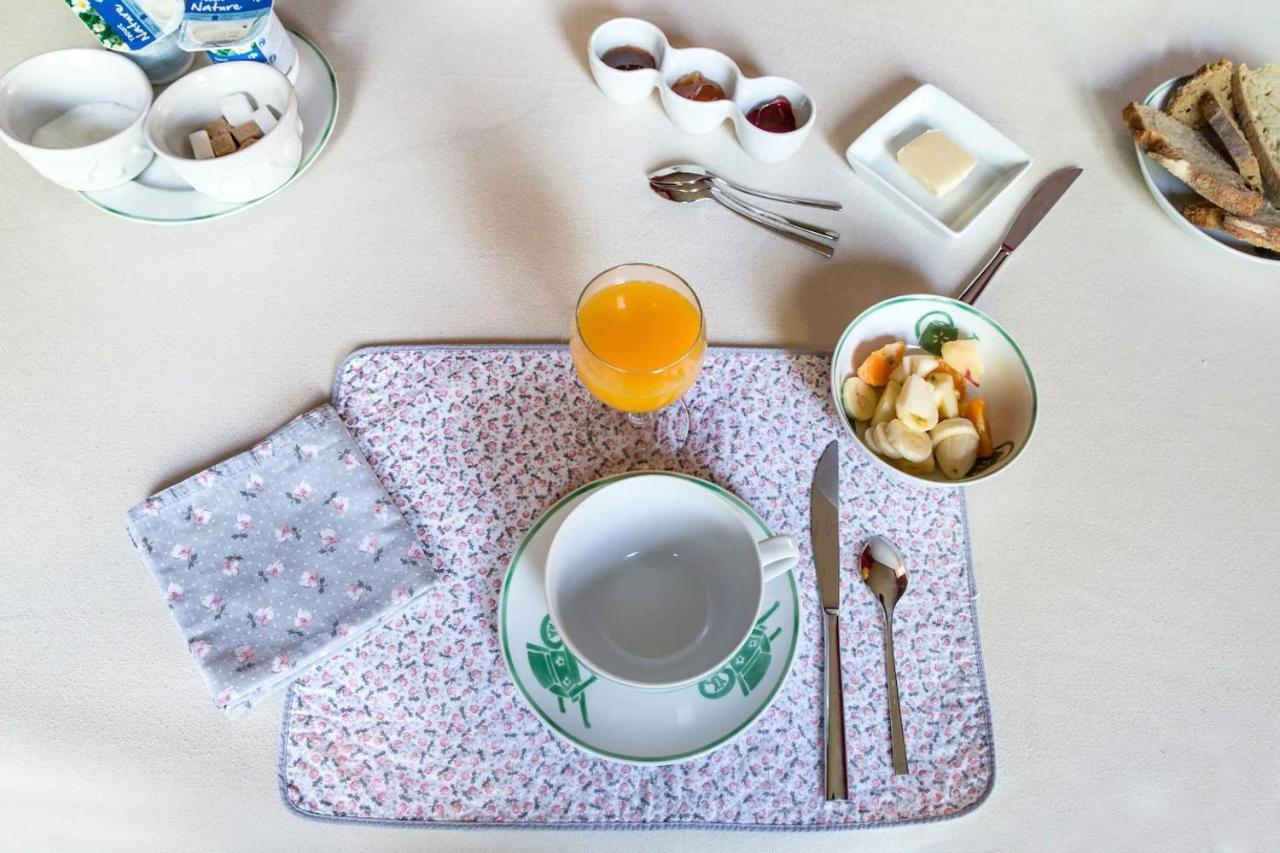 Bed and Breakfast Les Glycines Croix Экстерьер фото