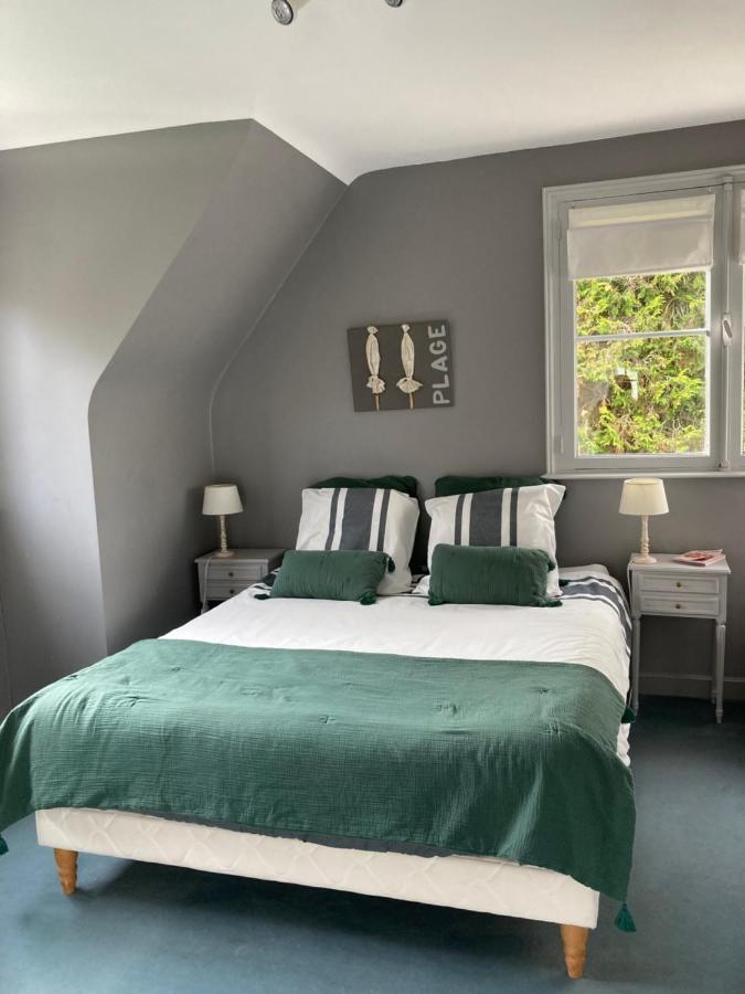 Bed and Breakfast Les Glycines Croix Экстерьер фото