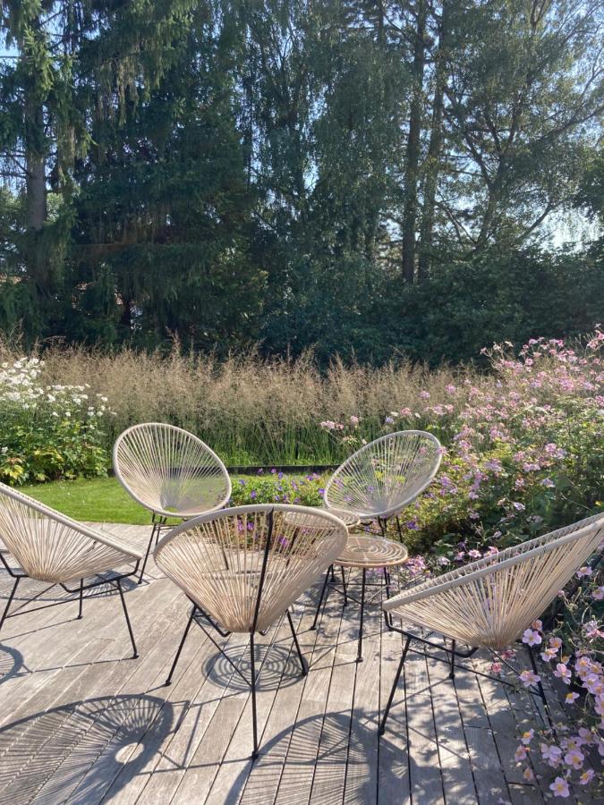 Bed and Breakfast Les Glycines Croix Экстерьер фото